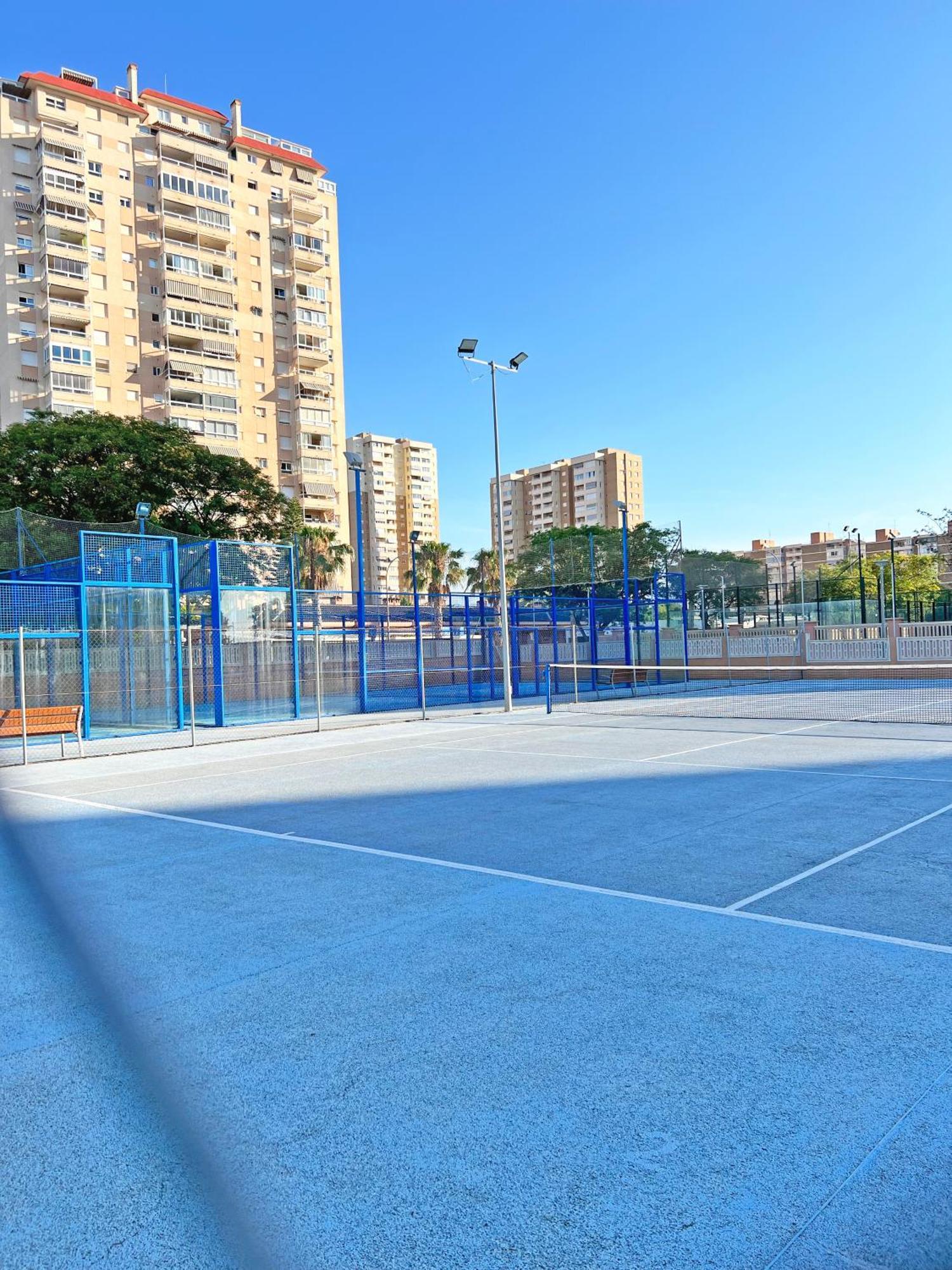 דירות אל קאמפיו Coqueto Con Piscina, Nuevo A 50M Del Mar, Parking Gratis מראה חיצוני תמונה