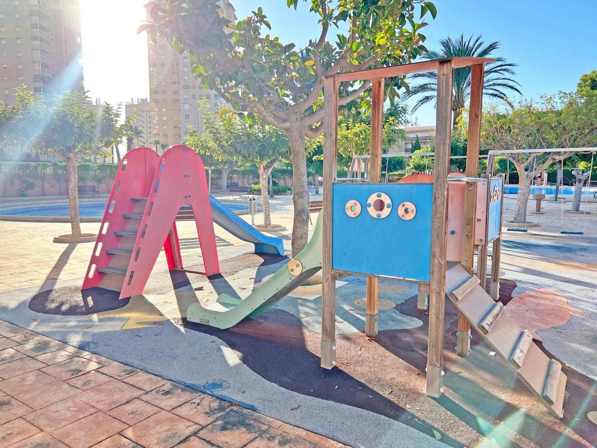דירות אל קאמפיו Coqueto Con Piscina, Nuevo A 50M Del Mar, Parking Gratis מראה חיצוני תמונה