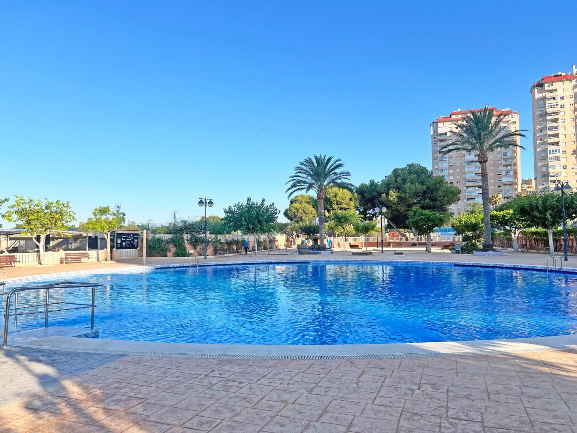 דירות אל קאמפיו Coqueto Con Piscina, Nuevo A 50M Del Mar, Parking Gratis מראה חיצוני תמונה